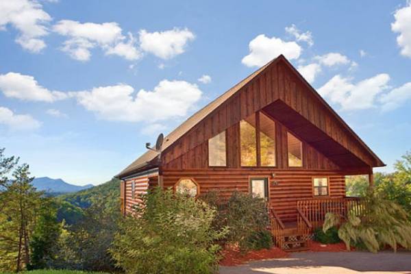 Smoky Mountain Cabin Rental for 10 people